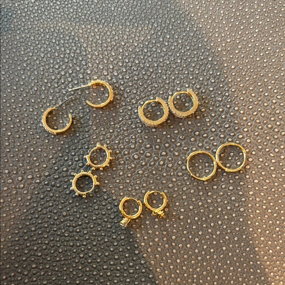 BaubleBar Liza Vermeil Huggie Hoop Earrings Set (5pcs) - Picture 3 of 5